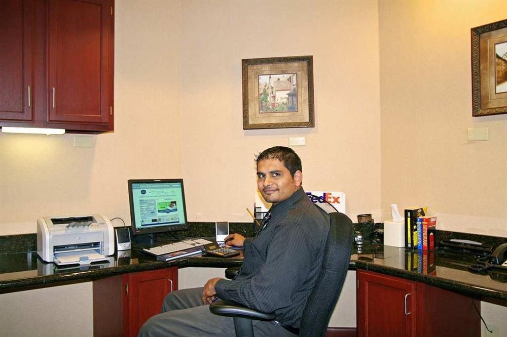 Hampton Inn Hays-North Of I-70 Удобства фото